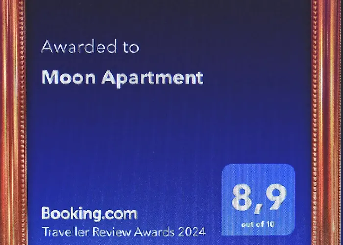 Moon Split