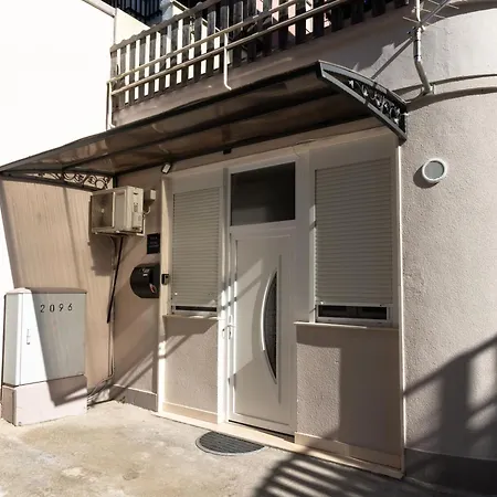 Moon Apartman